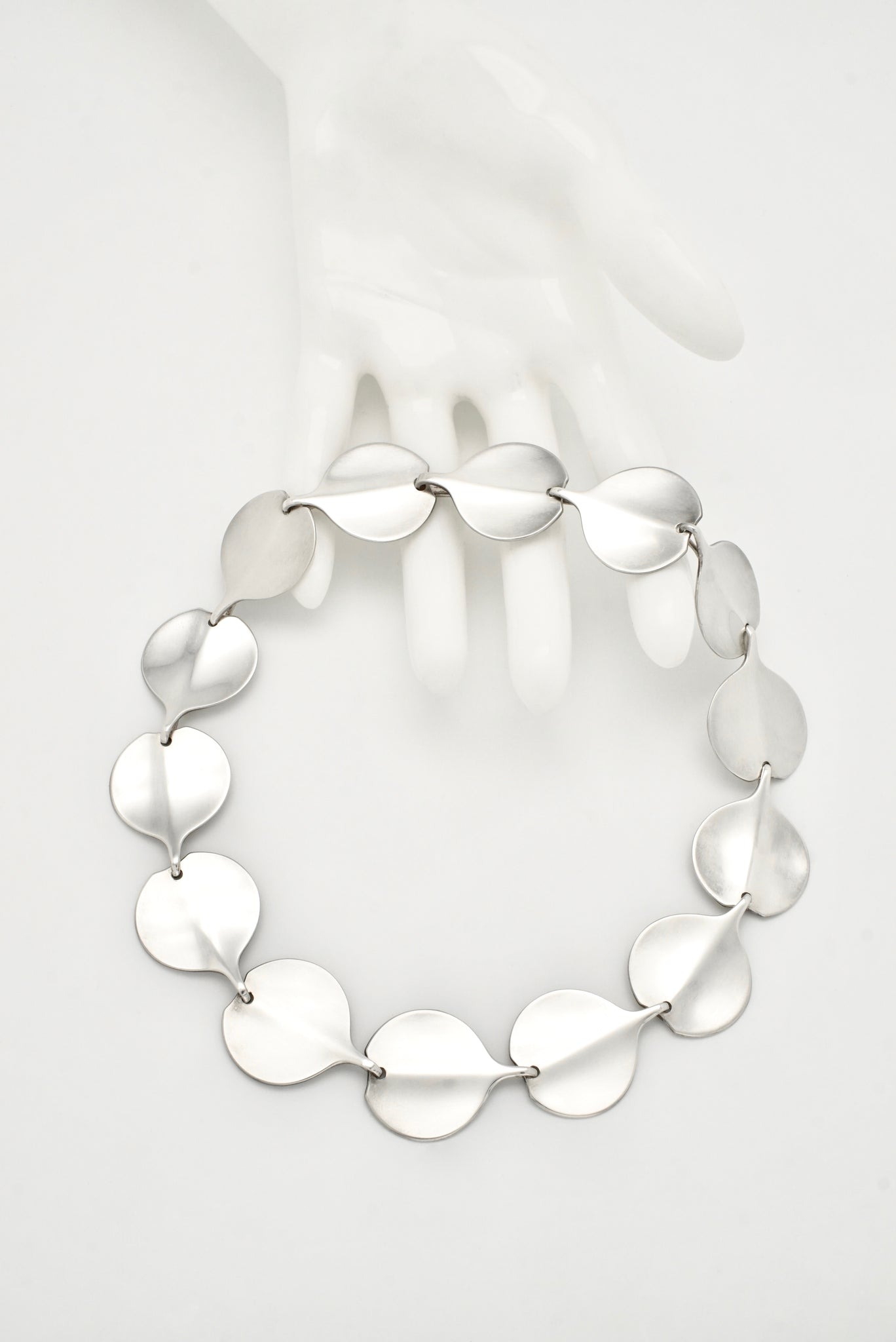 Vintage Hans Hansen Sterling Silver Modernist Round Leaf Link Necklace