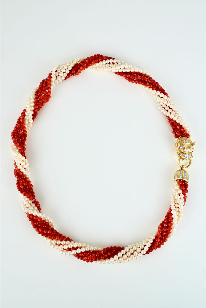 Vintage 14K Yellow Gold Diamond Tiger Head Coral Pearl Necklace