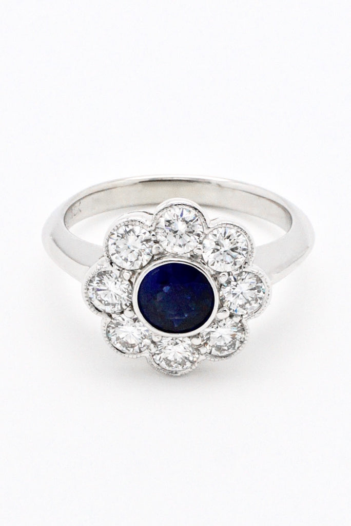 Vintage 18k White Gold Diamond Sapphire Daisy Cluster Ring