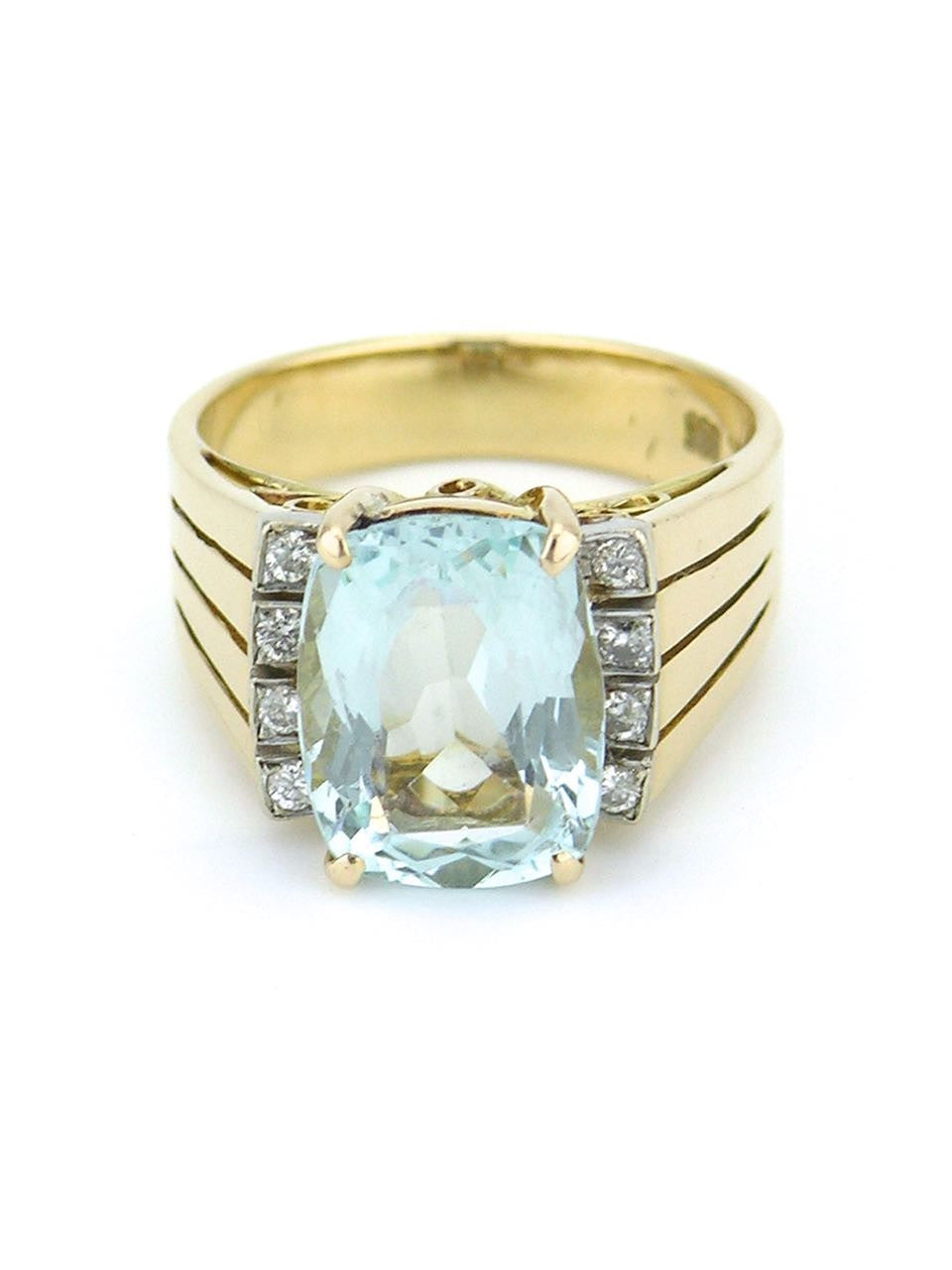 Retro American Aquamarine Diamond and 14k Yellow Gold Ring