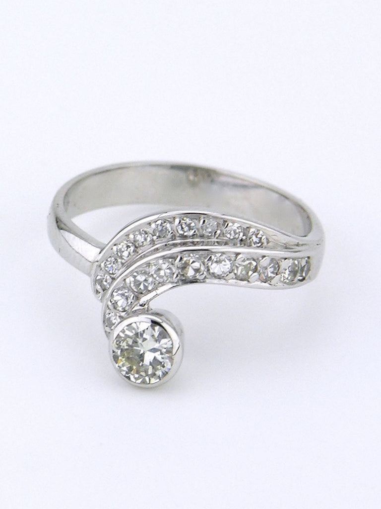 18k white gold and diamond swirl ring