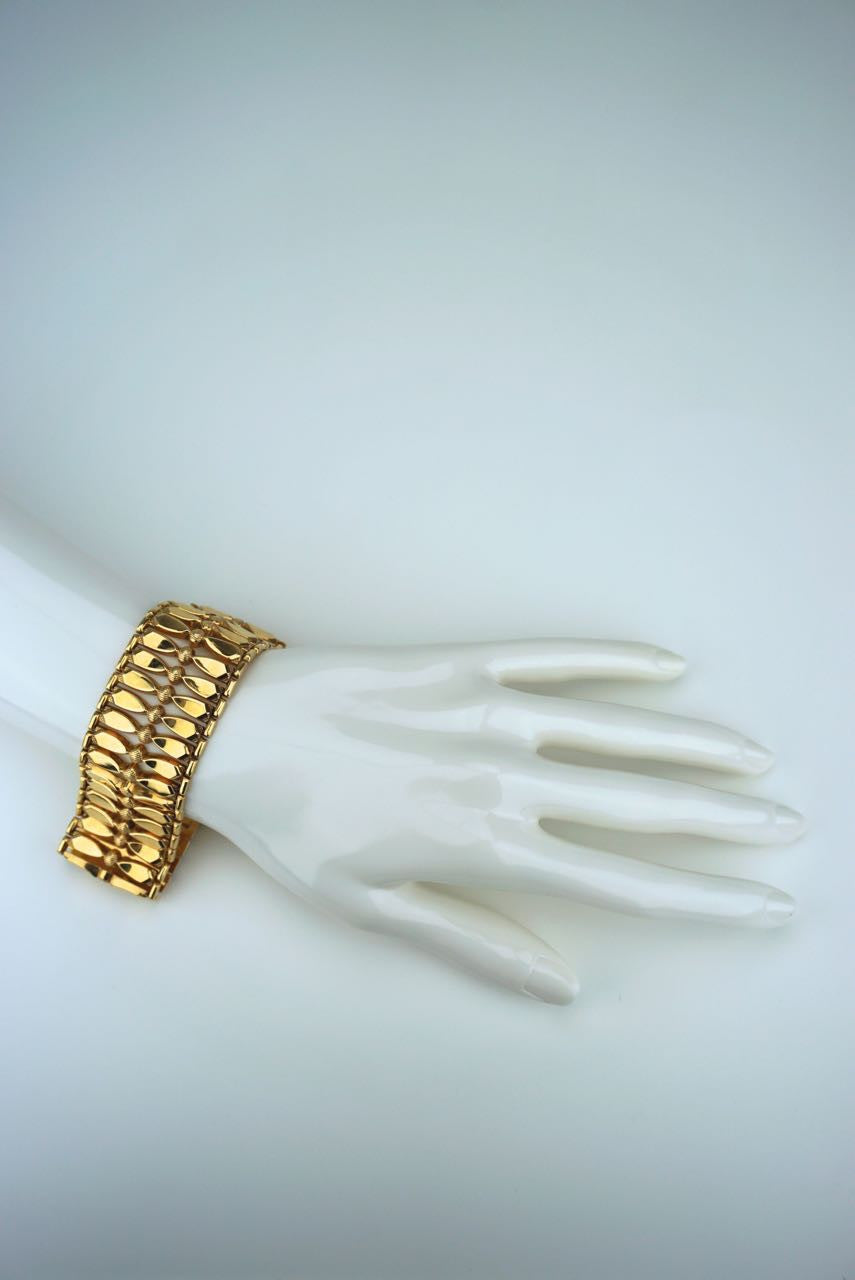 Italian wide 18k gold retro bow link bracelet