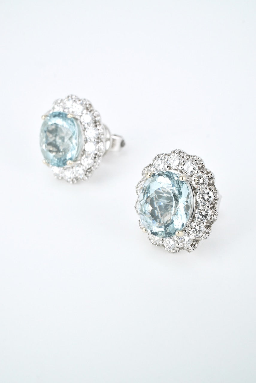 Vintage 18k White Gold Aquamarine Diamond Cluster Earrings