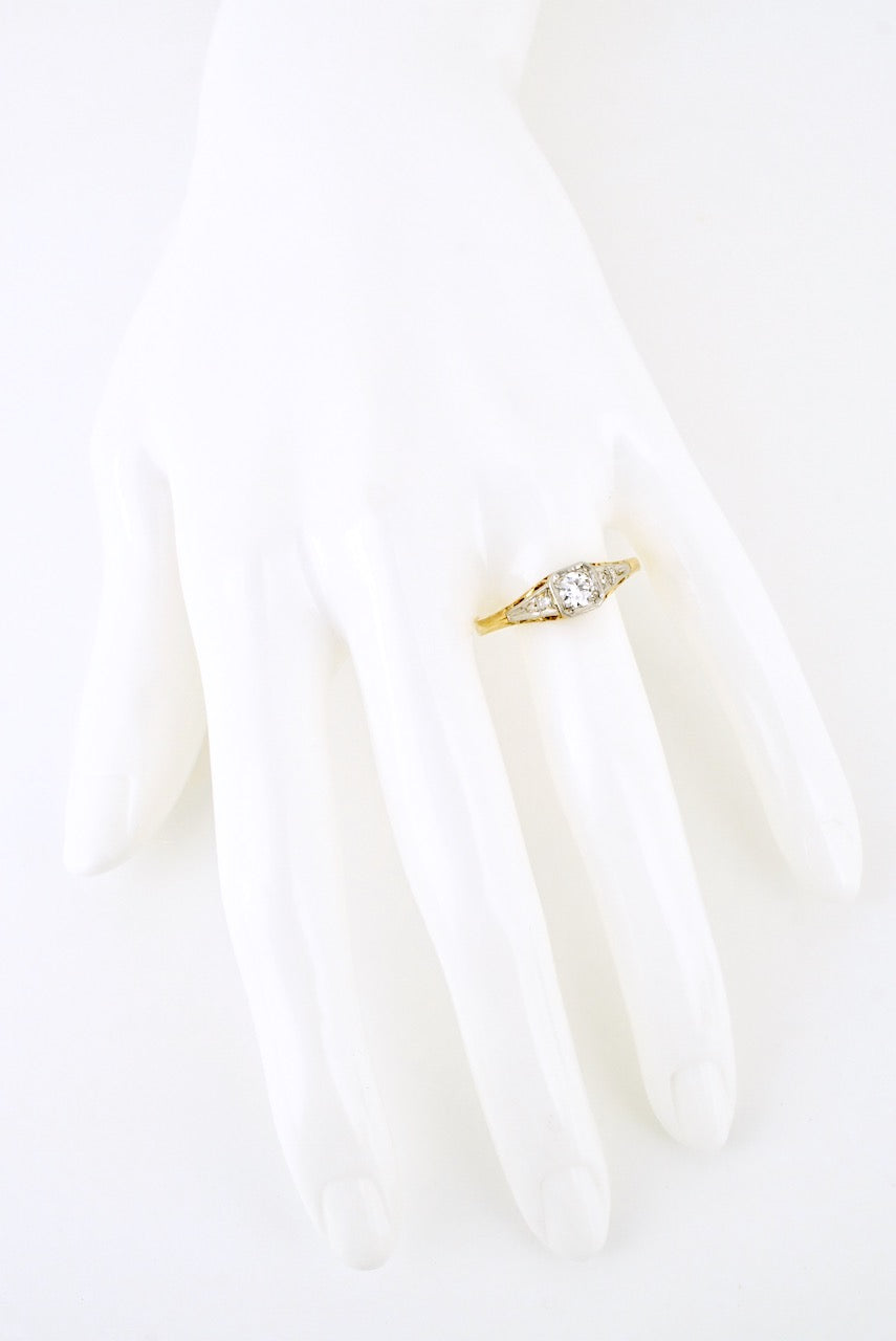 Vintage 18k Yellow Gold Diamond Ring 1940s