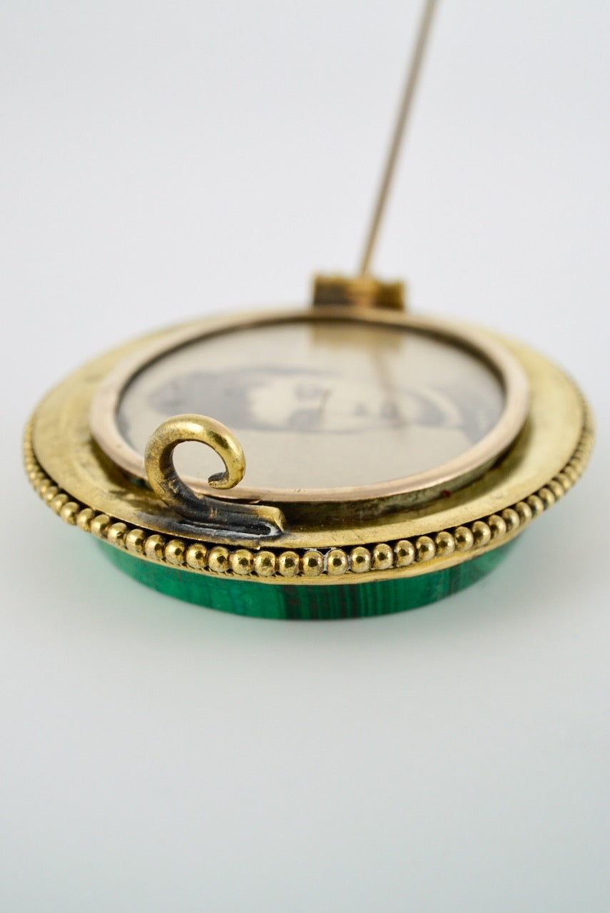 Antique Victorian 14k Yellow Gold and Malachite Micro Mosaic Brooch