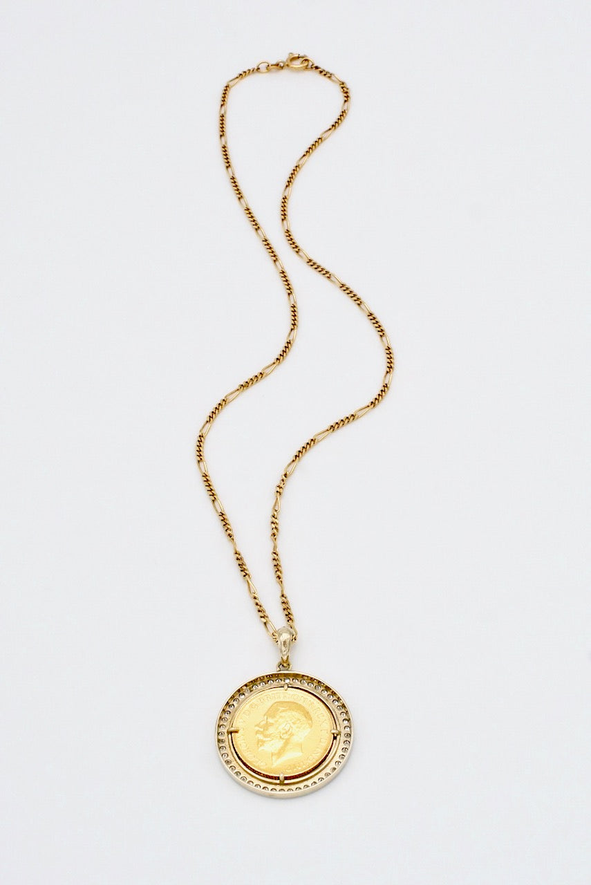 Vintage 18k Gold Diamond Italian Sovereign Coin Pendant Chain Necklace