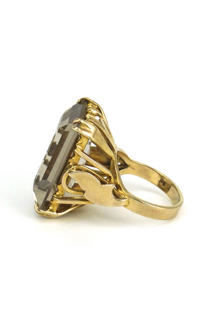 Vintage 9k yellow gold smoky quartz cocktail ring