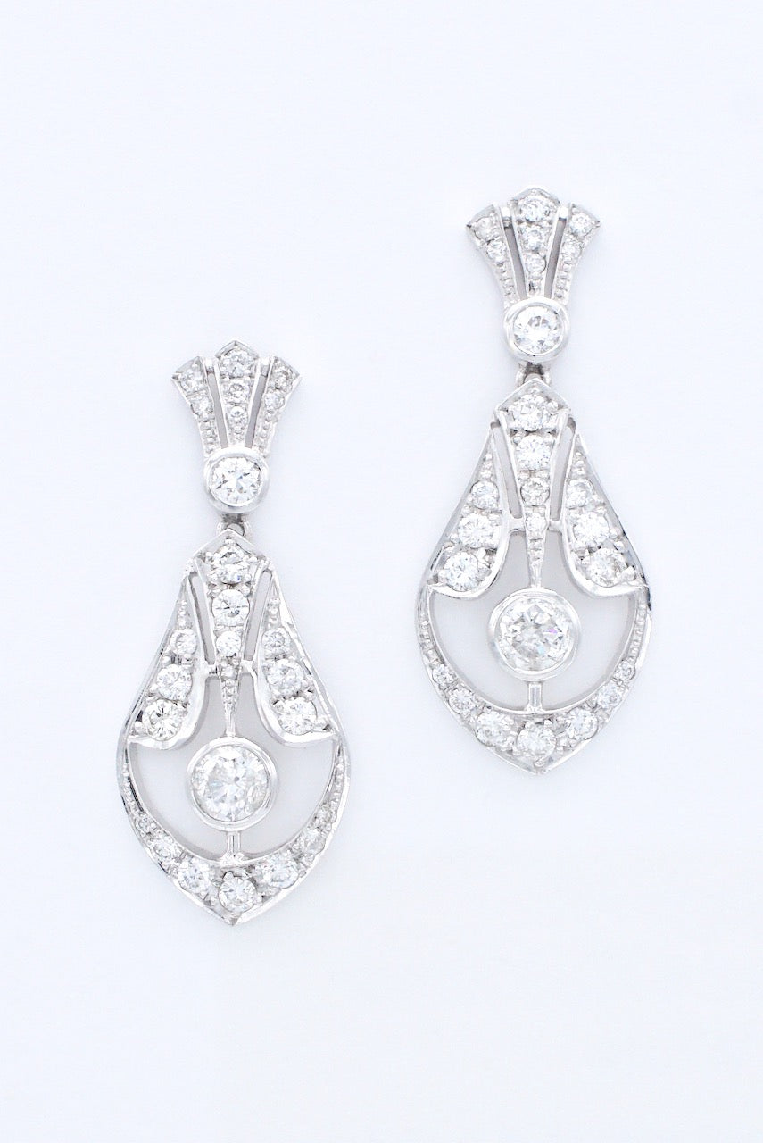 Vintage 18k White Gold Diamond Drop Earrings