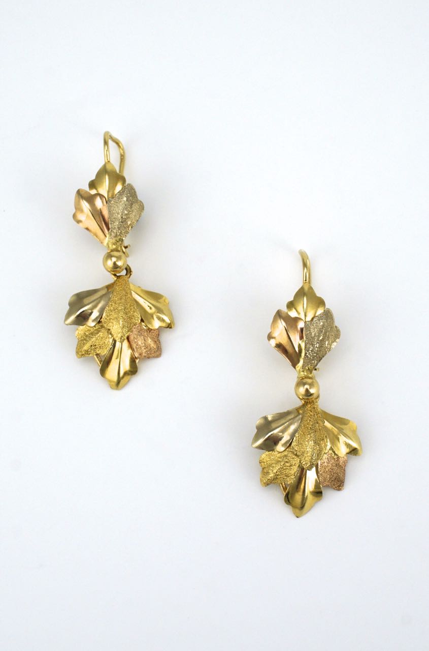 Vintage Italian 18k two tone gold leaf drop earrings
