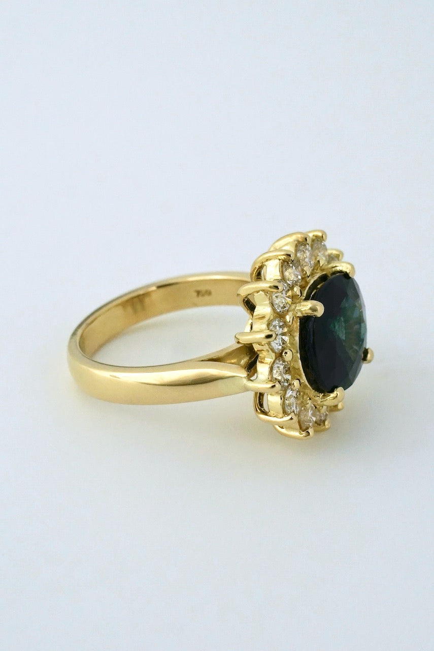 Vintage 18k Yellow Gold Diamond Sapphire Cluster Ring