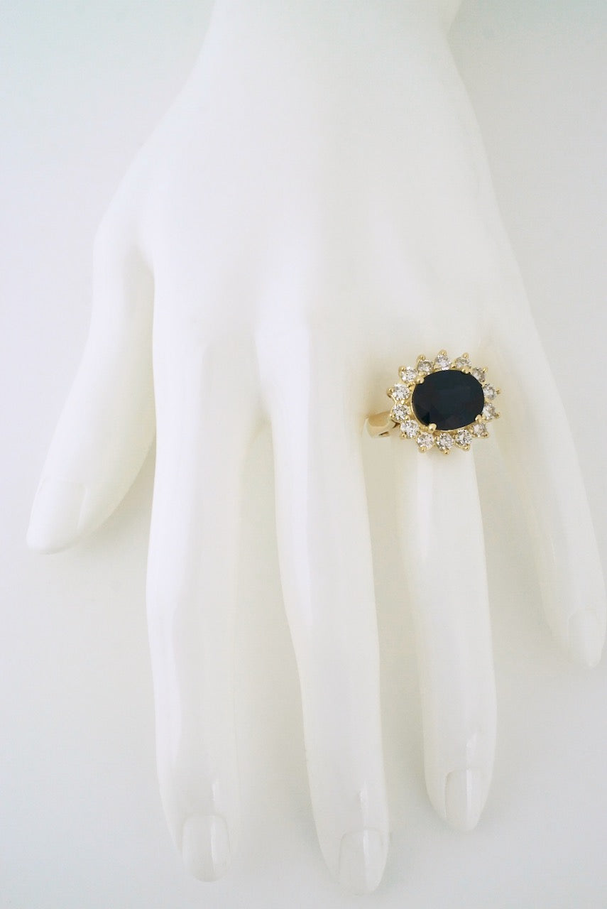 Vintage 18k Yellow Gold Diamond Sapphire Cluster Ring