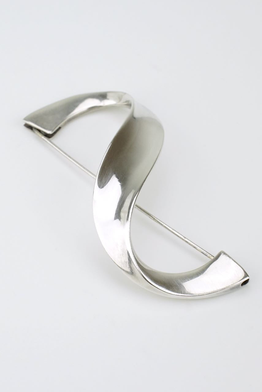 Hans Hansen "S" silver brooch