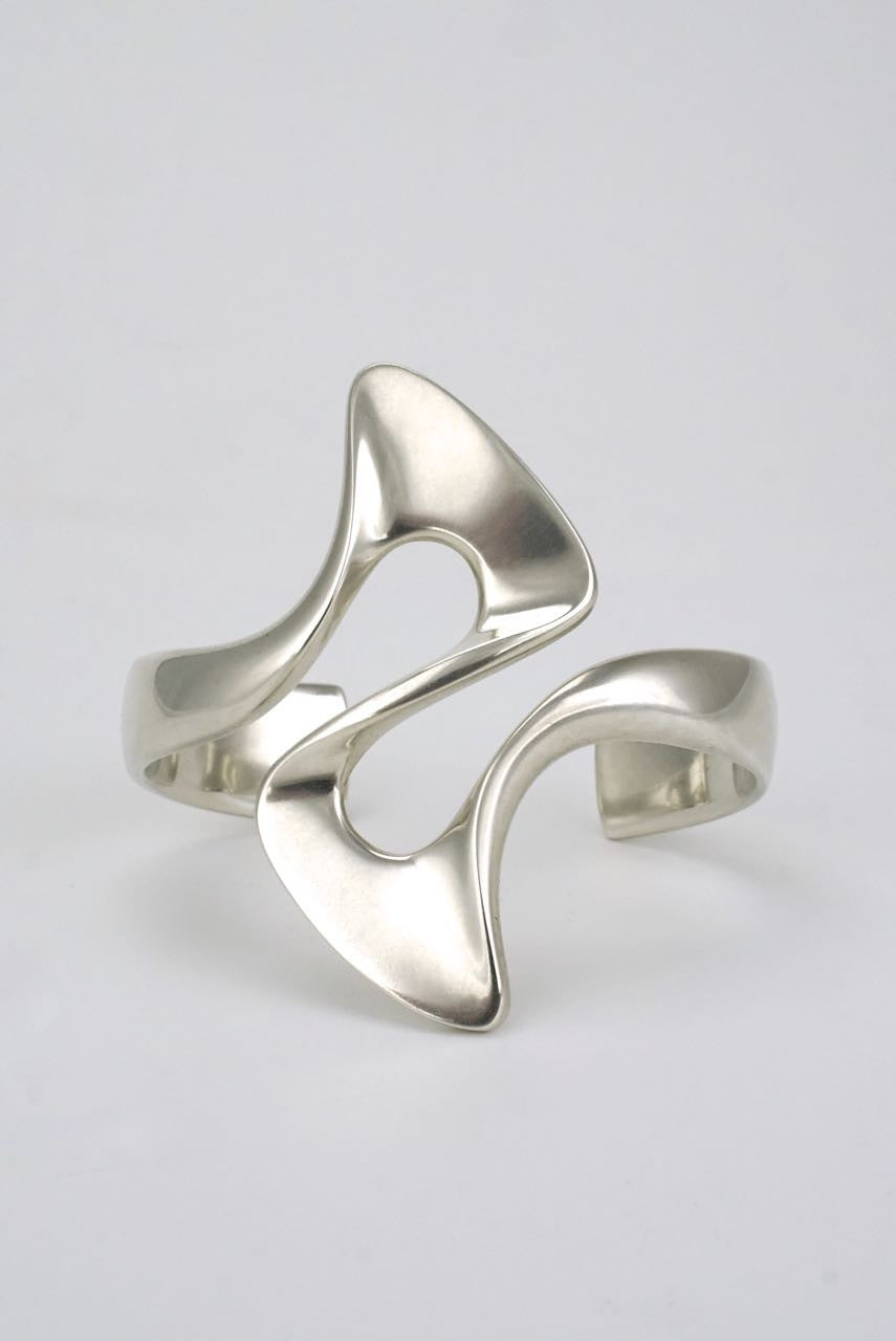 Georg Jensen silver whiplash cuff - design 287 Henning Koppel