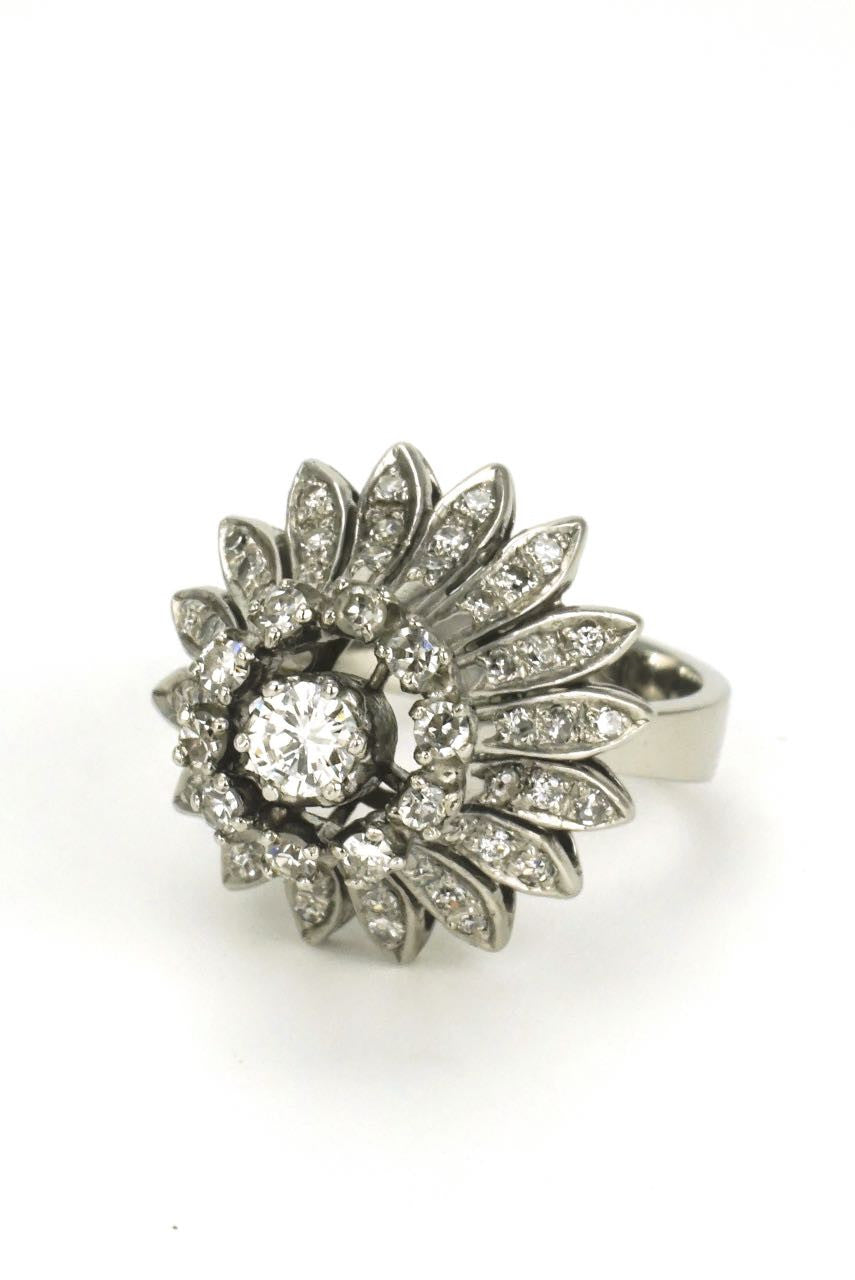 Vintage 1960s Fab Silver and 18k Gold Diamond Daisy Flower Ring