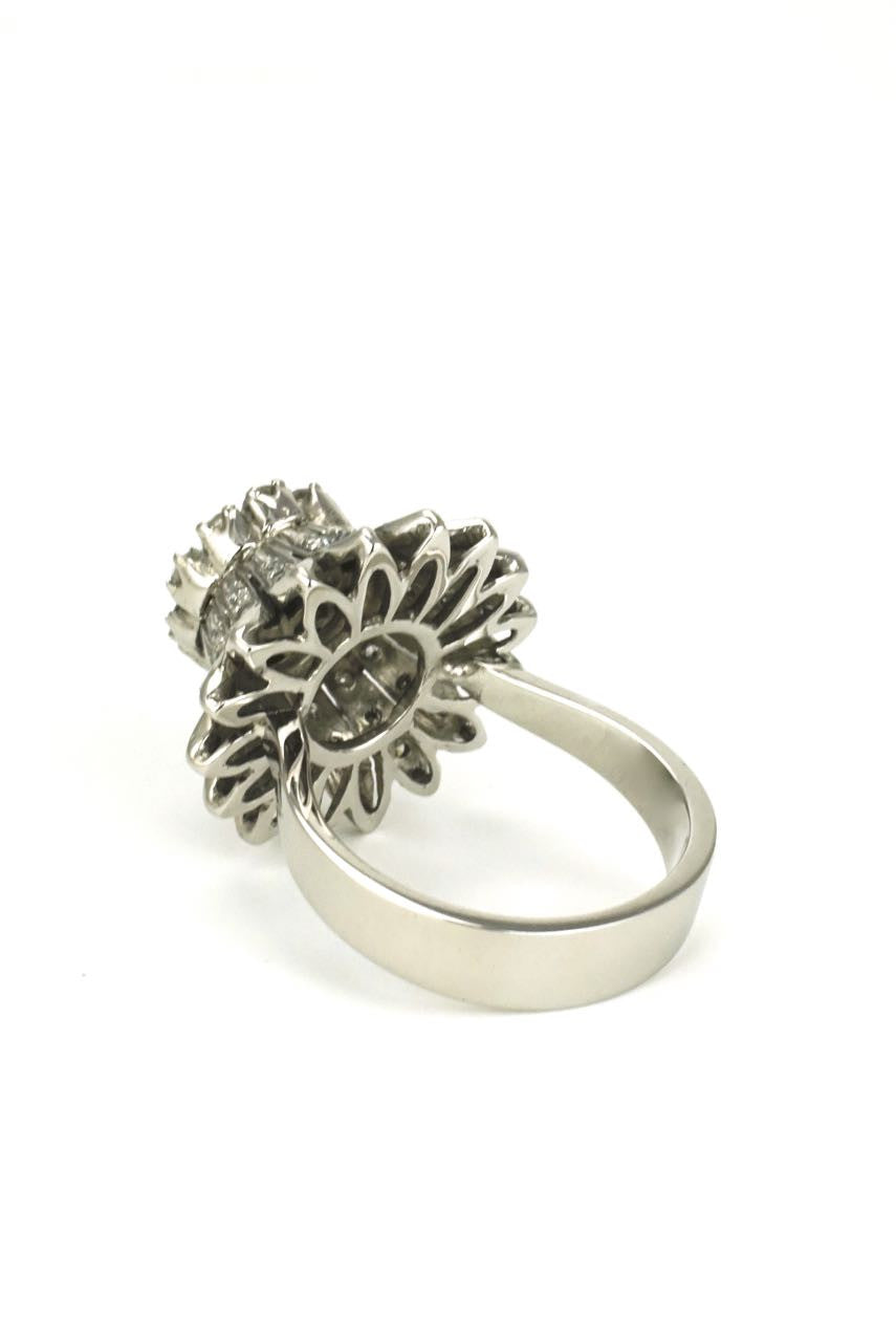 Vintage 1960s Fab Silver and 18k Gold Diamond Daisy Flower Ring