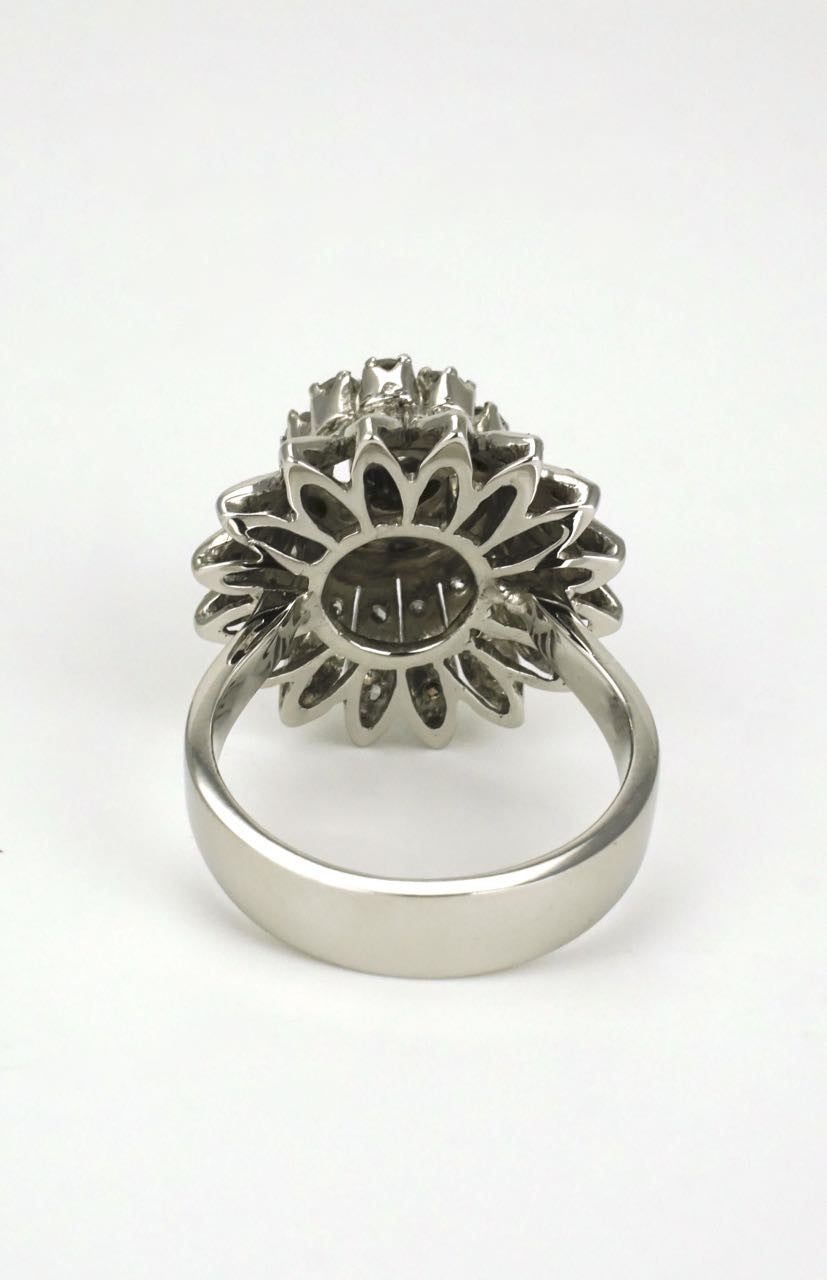 Vintage 1960s Fab Silver and 18k Gold Diamond Daisy Flower Ring