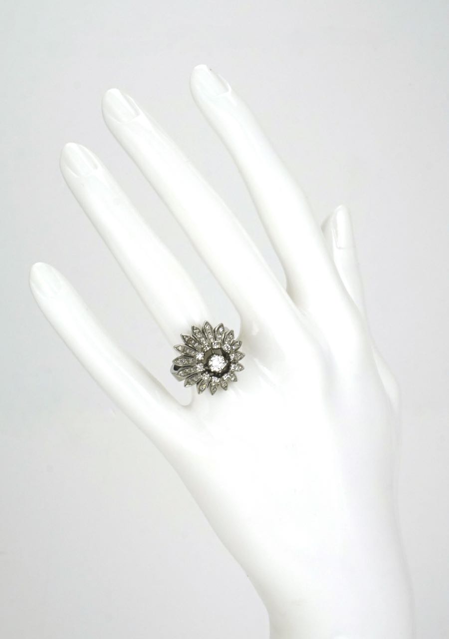 Vintage 1960s Fab Silver and 18k Gold Diamond Daisy Flower Ring