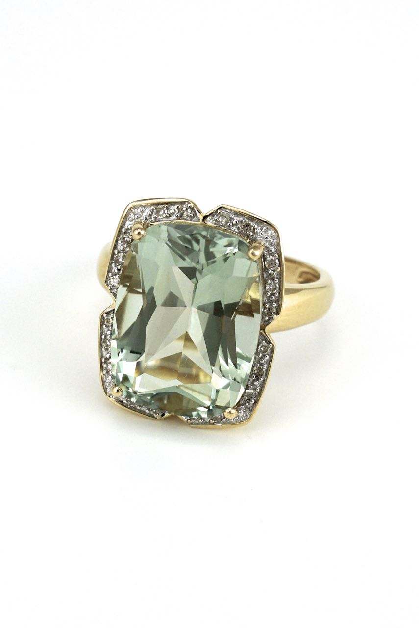 Vintage 14k Yellow Gold Diamond and Green Quartz Ring