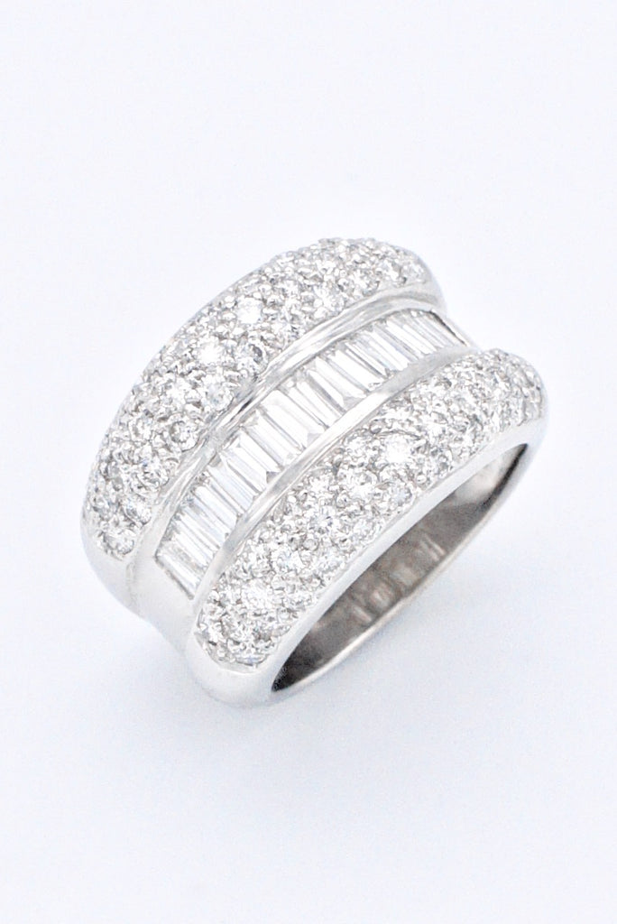 Vintage 18k White Gold Diamond Heavy Band Ring