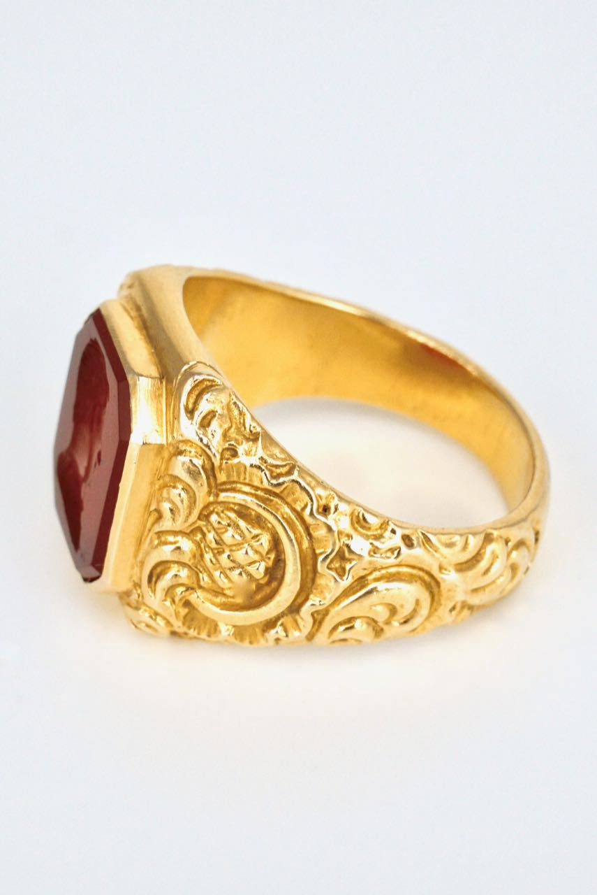Antique Victorian 15k Gold and Carnelian Intaglio Ring