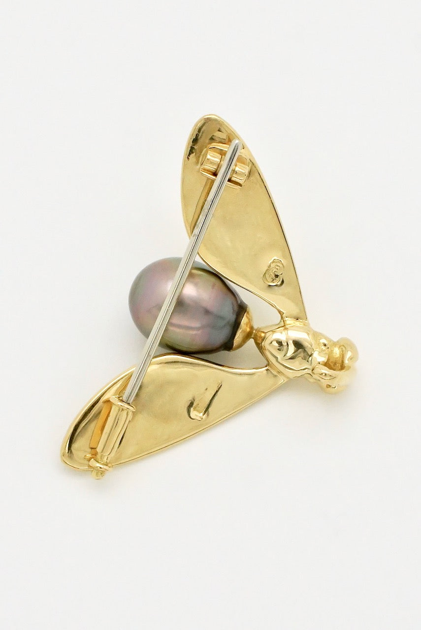 Vintage 18k Yellow Gold and Bronze Pearl Insect Brooch - Tony White