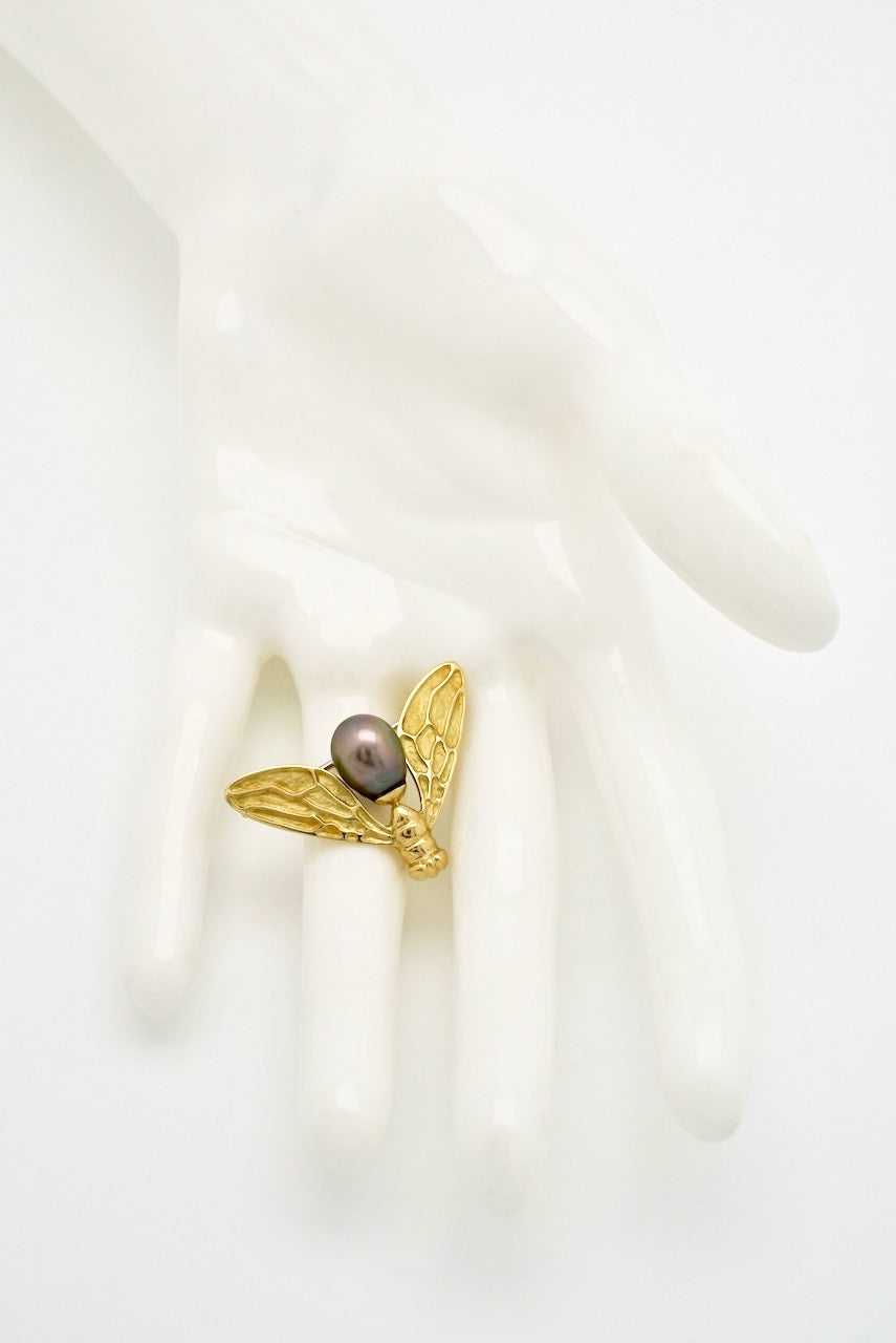 Vintage 18k Yellow Gold and Bronze Pearl Insect Brooch - Tony White