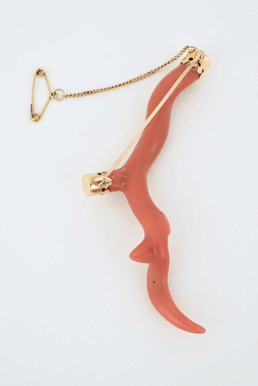 Antique 9k Yellow Gold and Coral Brooch