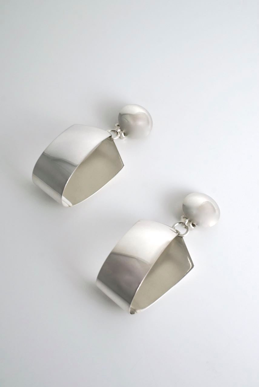 Vintage Georg Jensen large silver ribbon clip earrings - design 206 Denmark