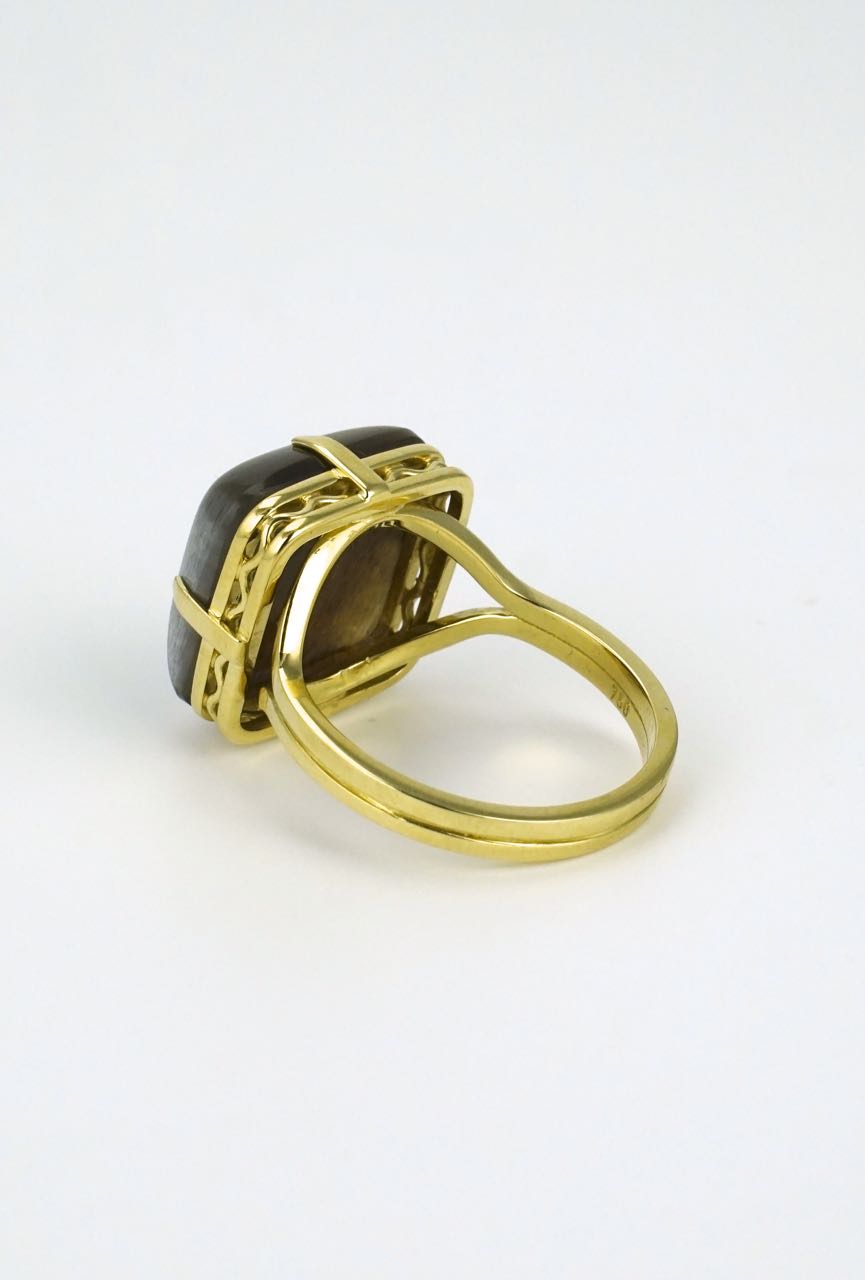 18k yellow gold square sunstone ring