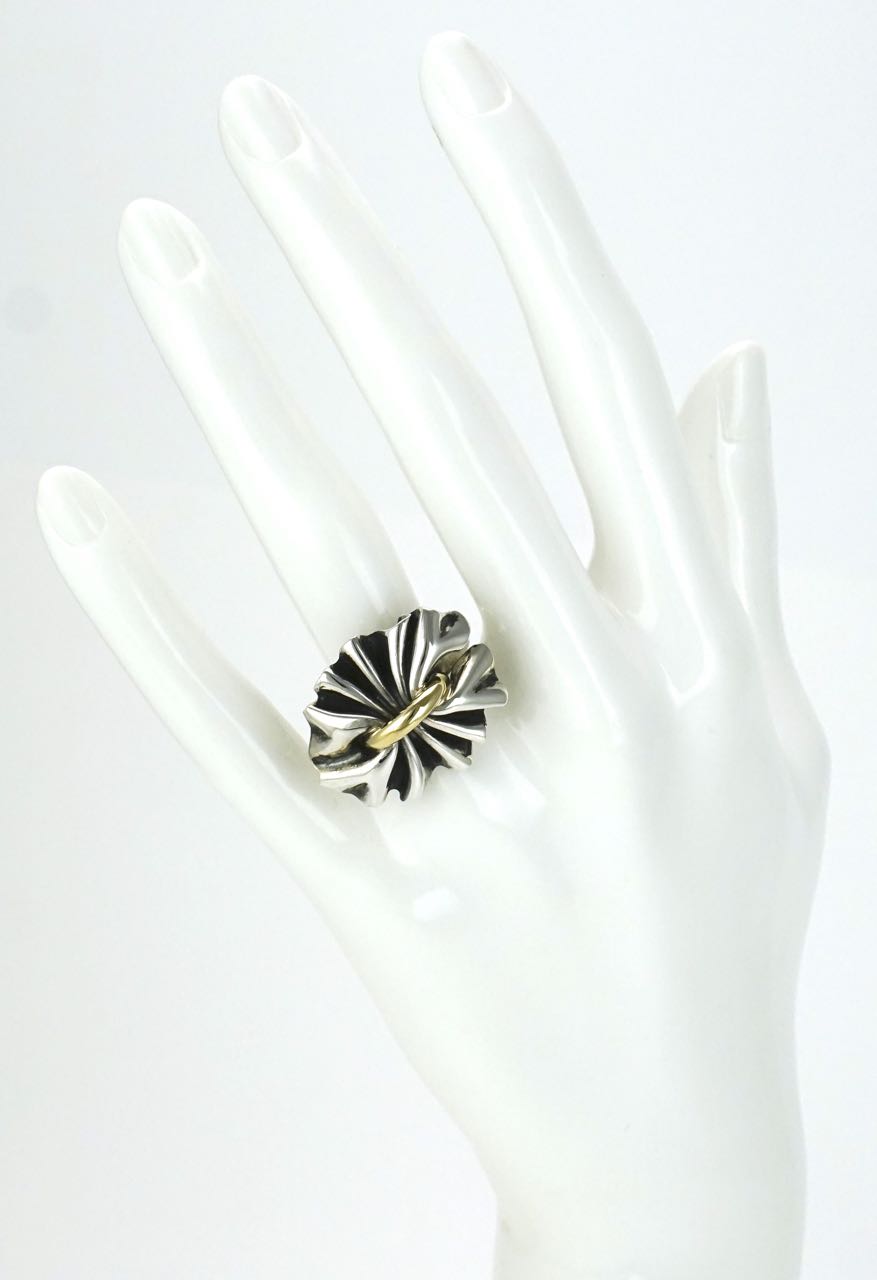 Georg Jensen silver and gold modernist bow ring - design 400 Lene Munthe