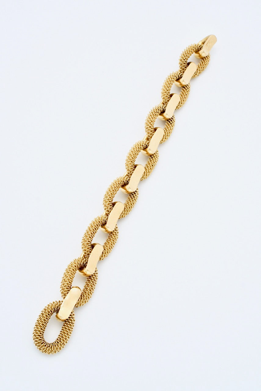 Italian Vintage 18k Yellow Gold Textured Mesh Oval Link Bracelet 1970s
