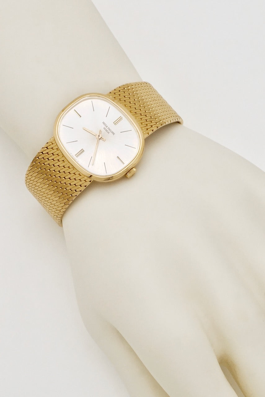 Vintage 18k Yellow Gold Golden Ellipse Mens Wrist Watch - Patek Philippe