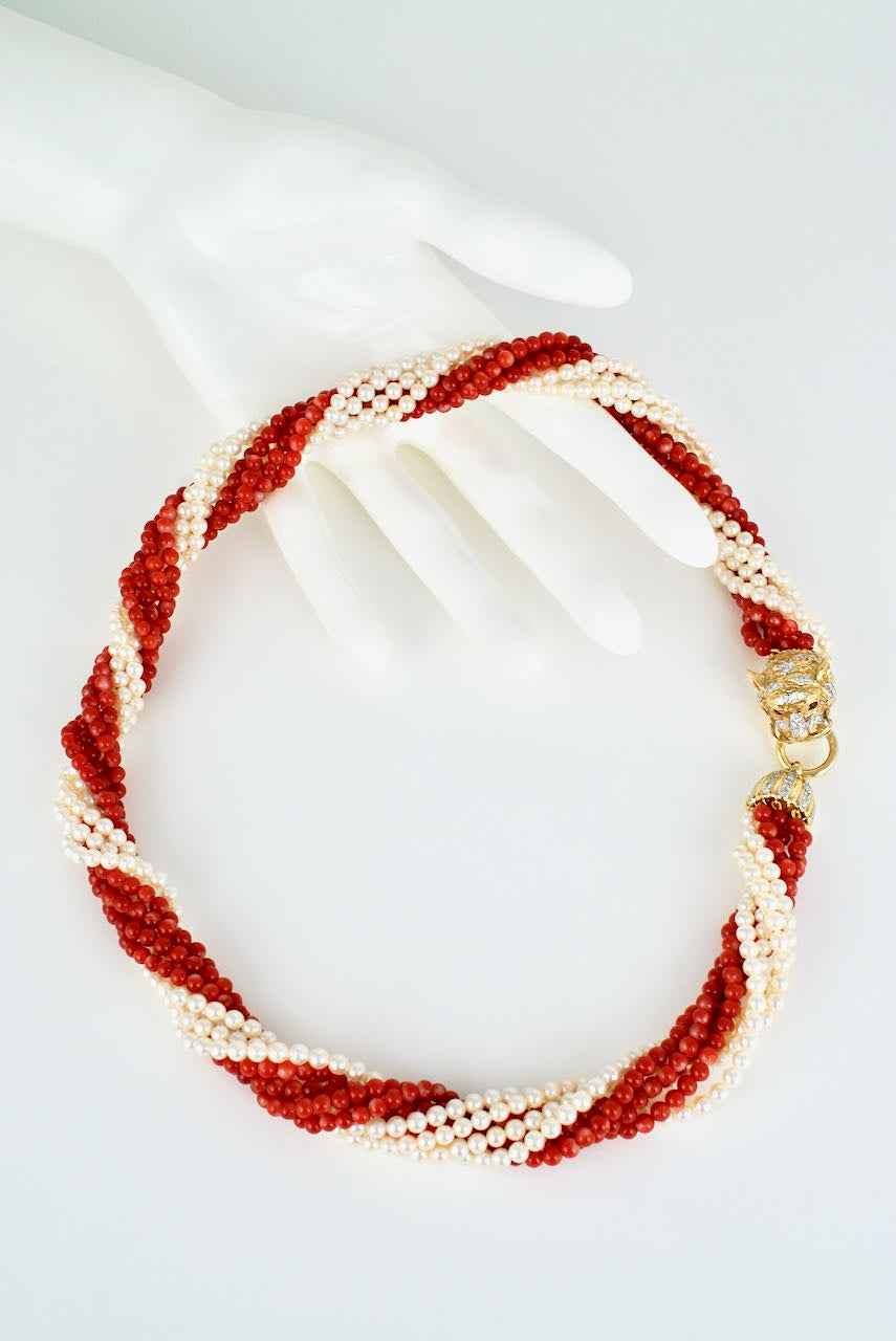 Vintage 14K Yellow Gold Diamond Tiger Head Coral Pearl Necklace
