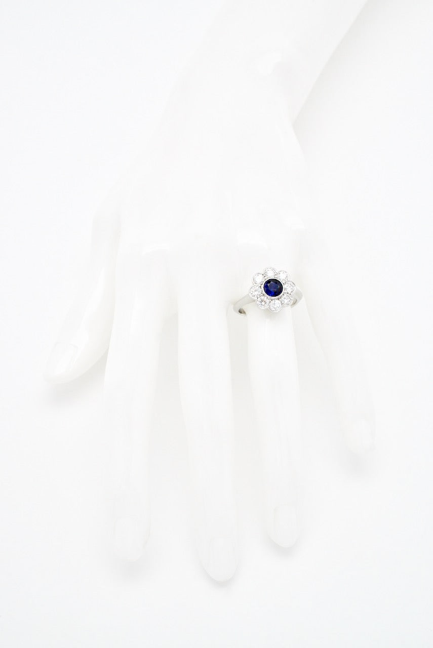 Vintage 18k White Gold Diamond Sapphire Daisy Cluster Ring