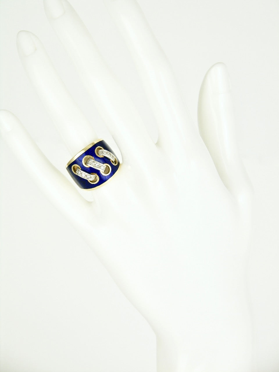 Vintage Italian 18k Yellow Gold Diamond and Blue Enamel Ring 1960s