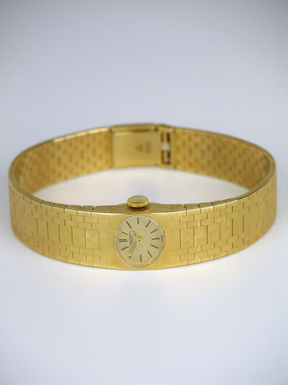International Watch Company yellow gold dress Wristwatch