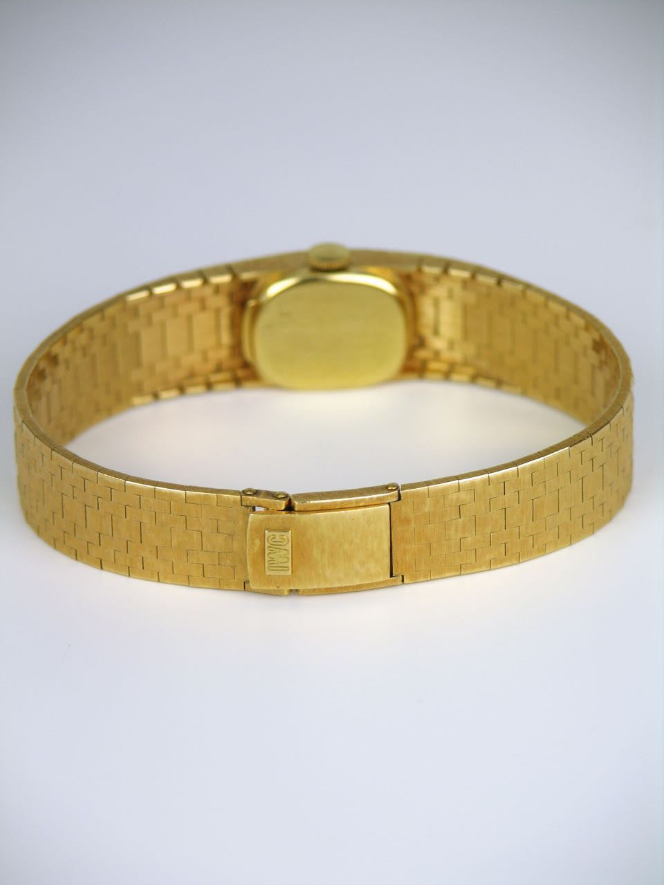 International Watch Company yellow gold dress Wristwatch antiques-art-design International Watch Company yellow gold dress Wristwatch antiques-art-design