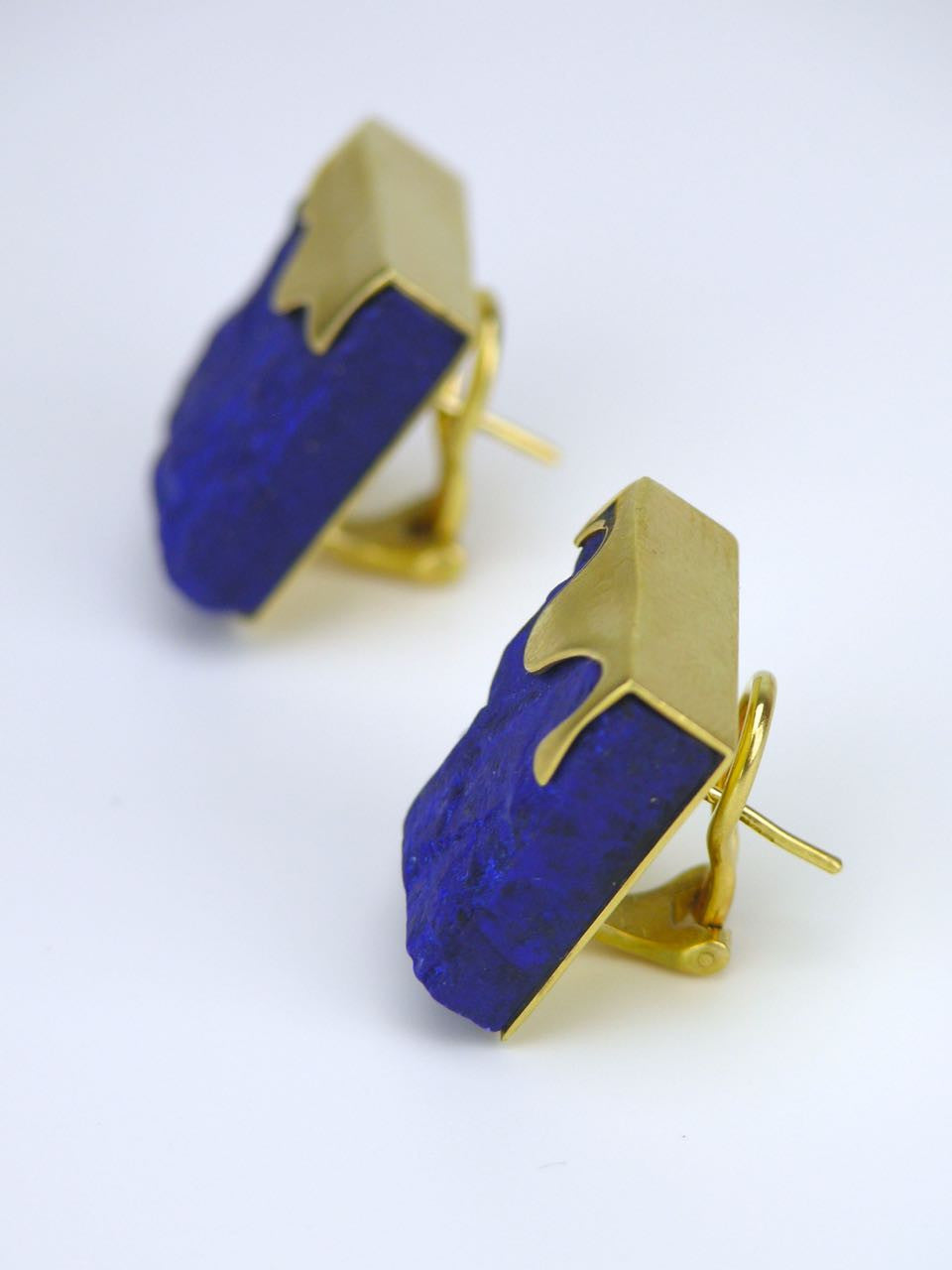 Lapis lazuli and gold earrings