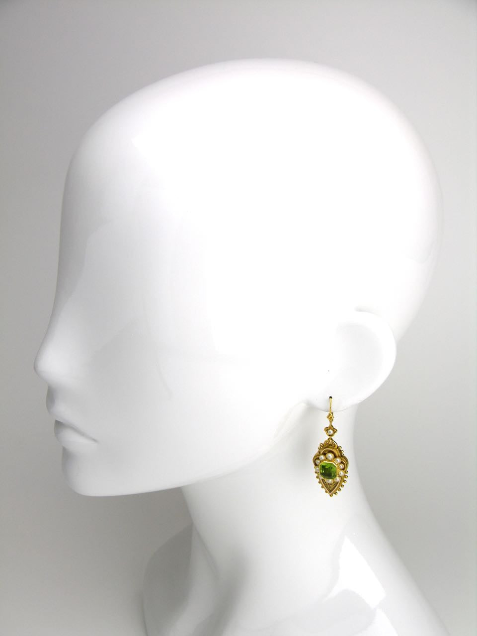 Victorian peridot and pearl 18ct yellow gold earrings