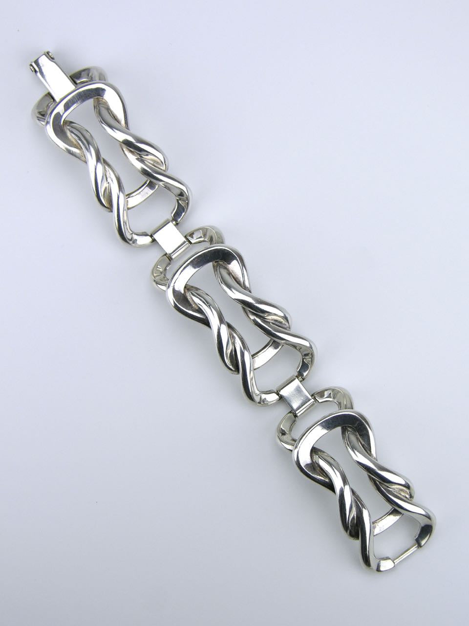 Wilhelm Binder silver knot bracelet