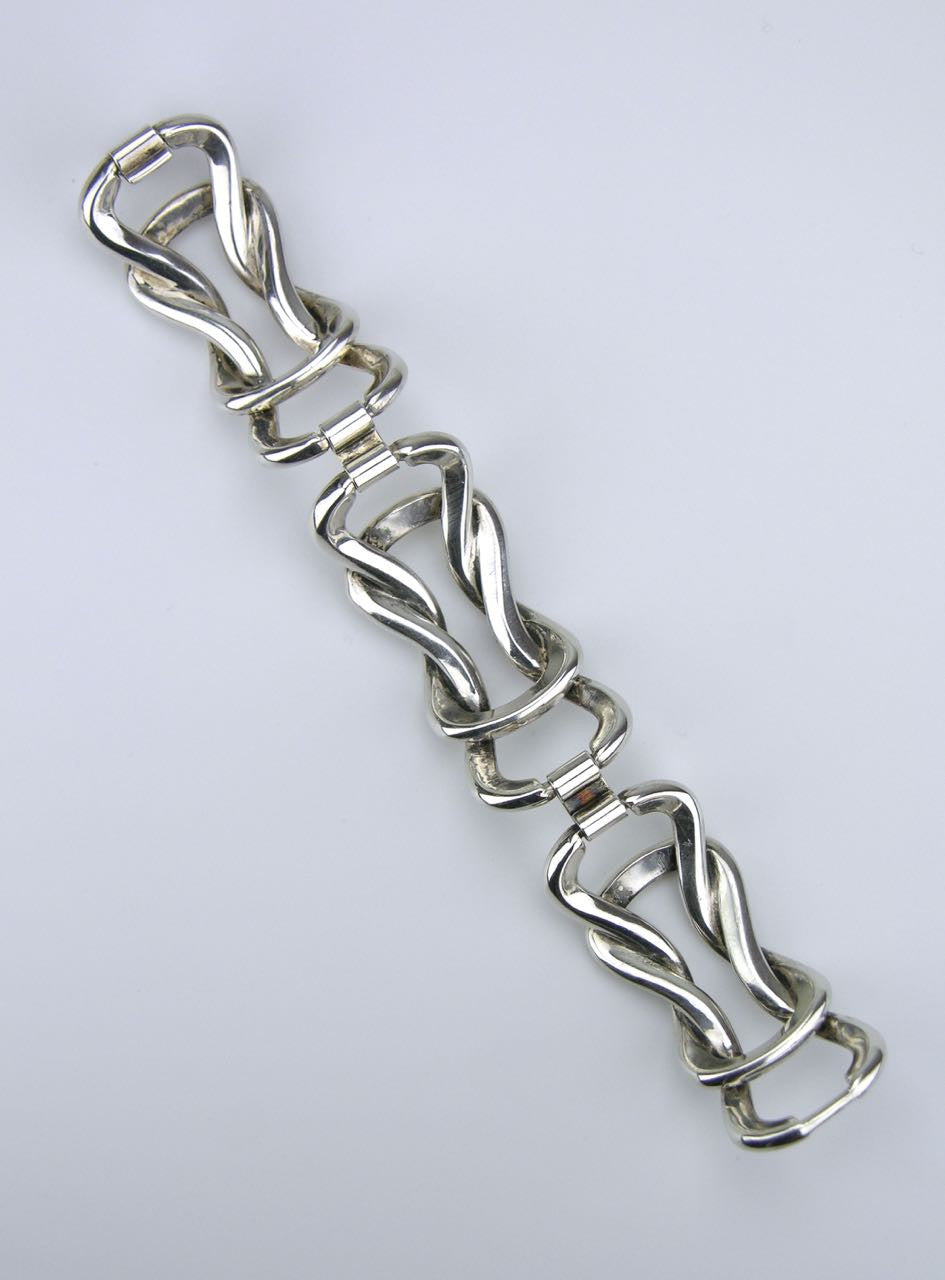 Wilhelm Binder silver knot bracelet