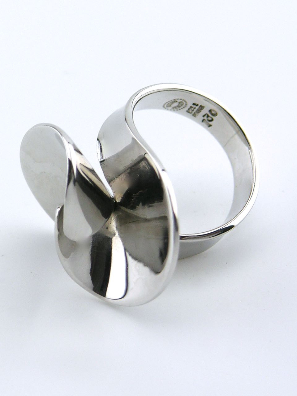 Georg Jensen silver interlocking double curve ring - design 130