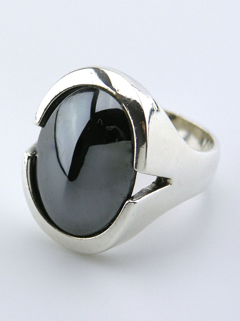 Vintage N E From solid silver oval hematite cabochon ring