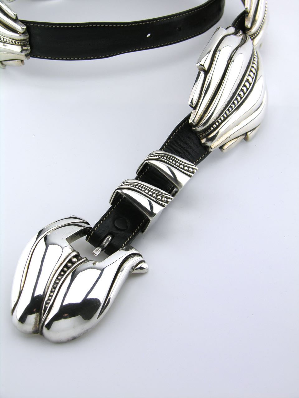 Barry Kieselstein-Cord silver and leather "Pecos Conchas" belt