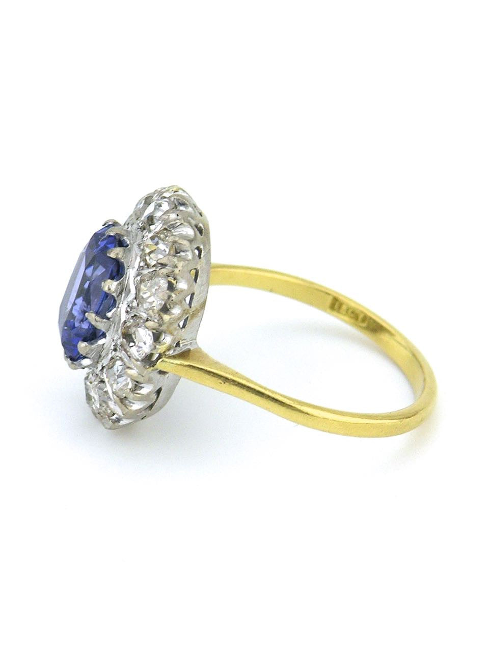 18k white and yellow gold diamond and sapphire ring