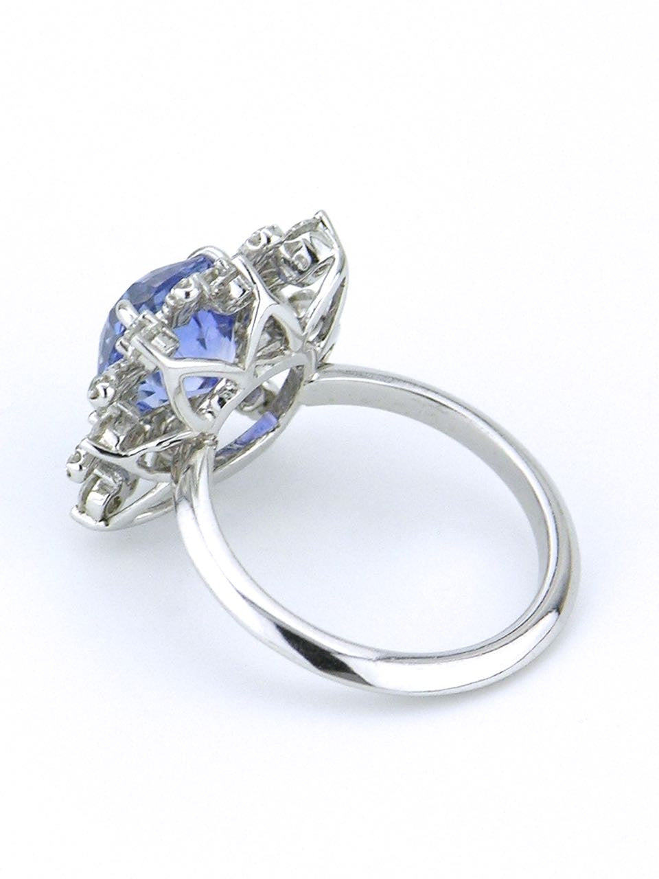 Vintage Ceylon Sapphire and Diamond Platinum Cluster Ring
