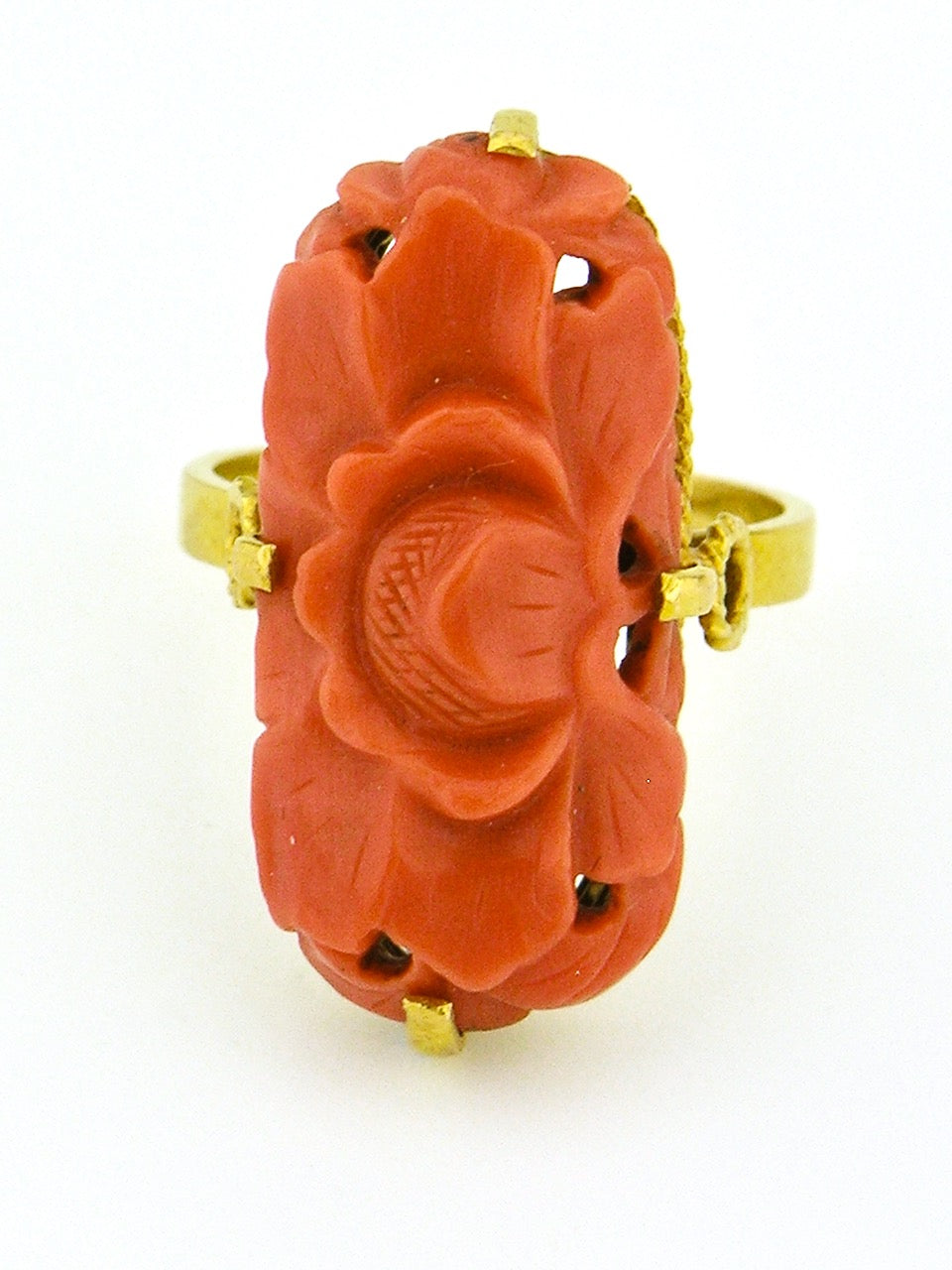 Vintage 18k Gold and Carved Momo Coral Flower Ring 1950s
