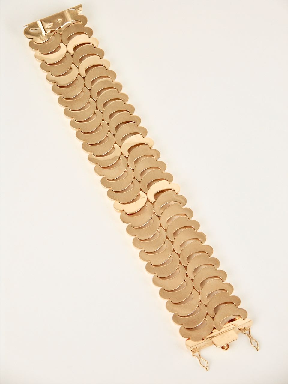 Vintage Italian 18k Yellow Gold Two Row Scroll Bracelet 1950s